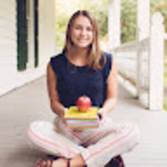 Meet your Posher, Hannah - Picture 1 of 1